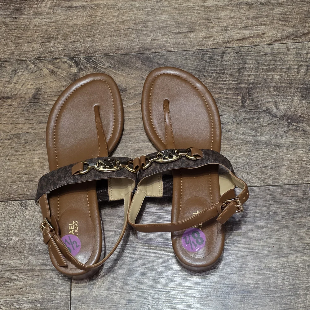 Michael Kors Brown Leather Women Size 8.5 Sandals